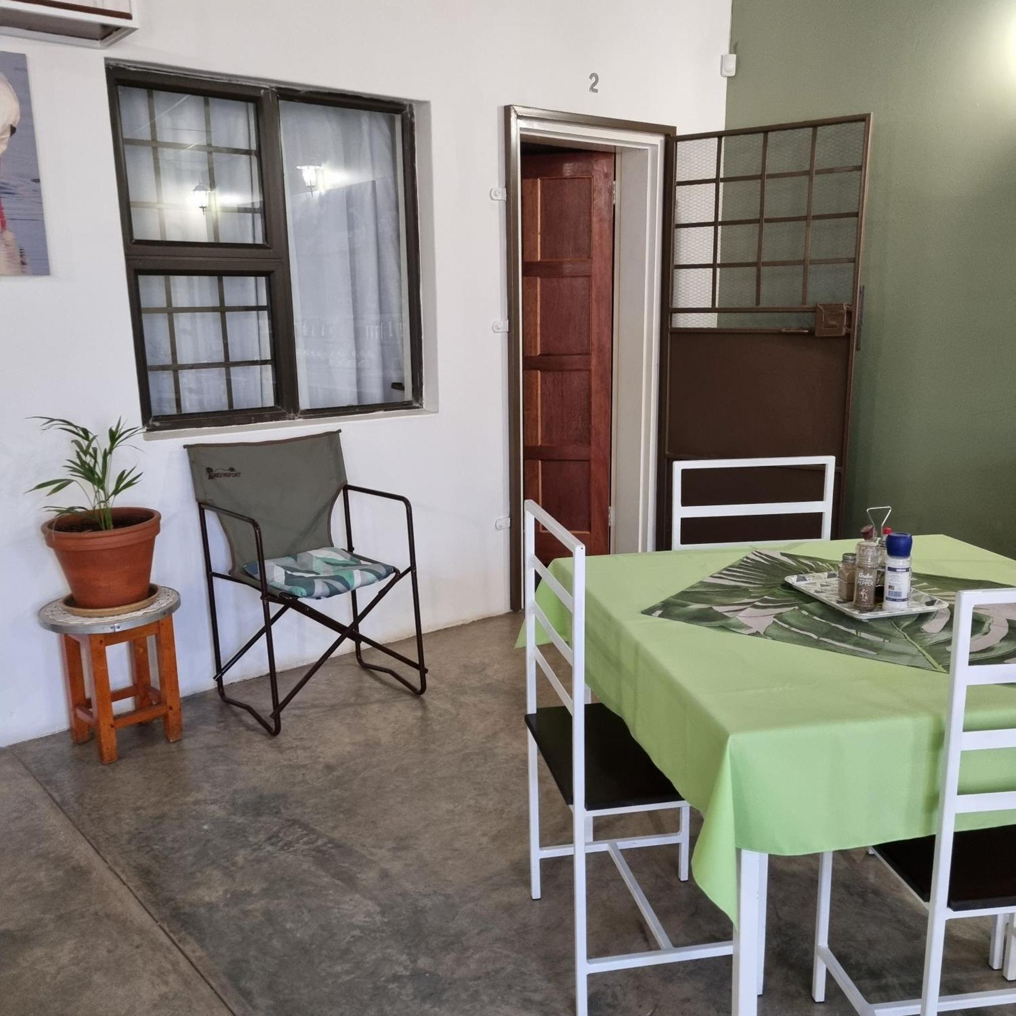 Olienhoff Guesthouse And Rest Camp Otavi Экстерьер фото