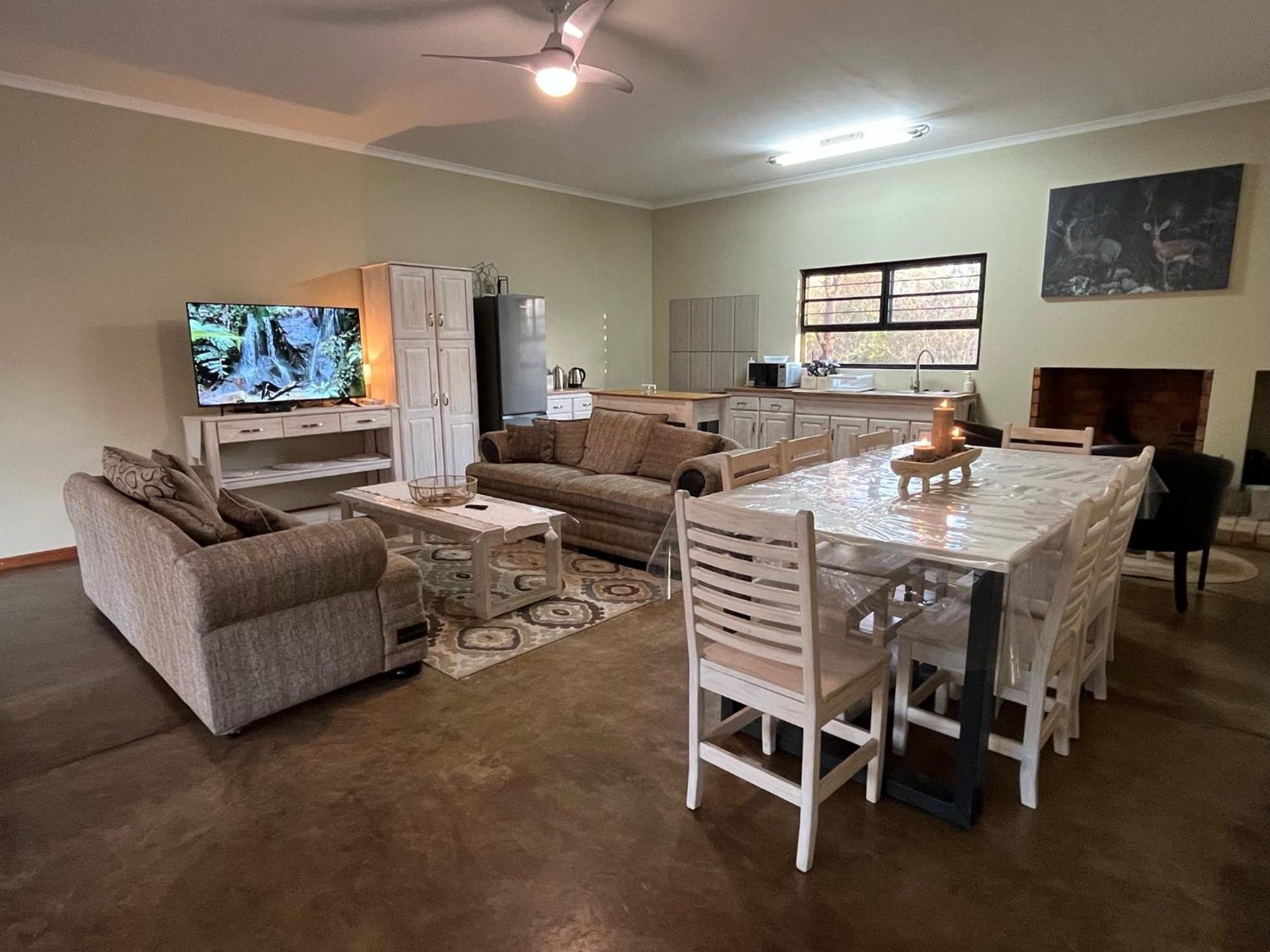 Olienhoff Guesthouse And Rest Camp Otavi Экстерьер фото