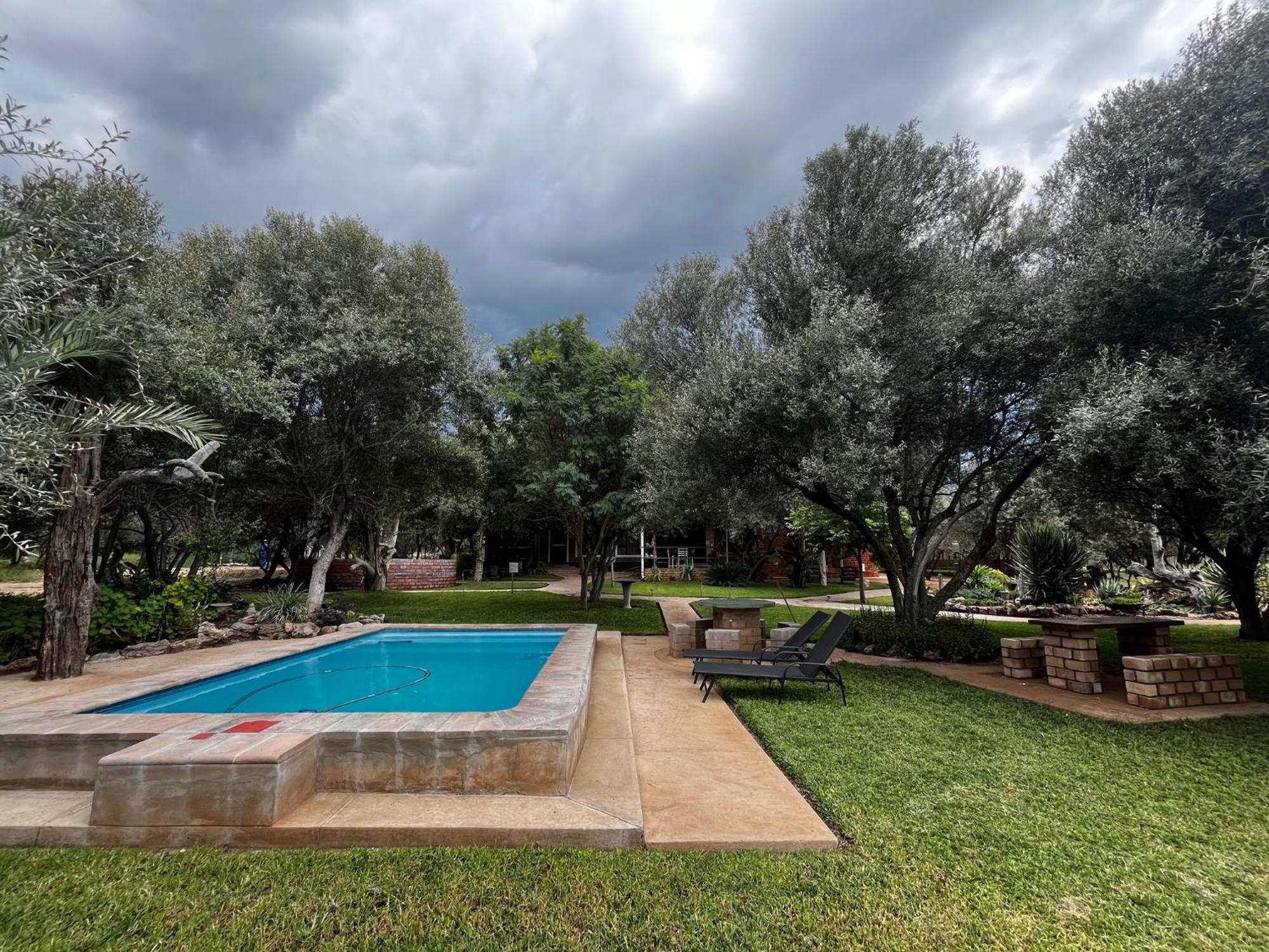 Olienhoff Guesthouse And Rest Camp Otavi Экстерьер фото