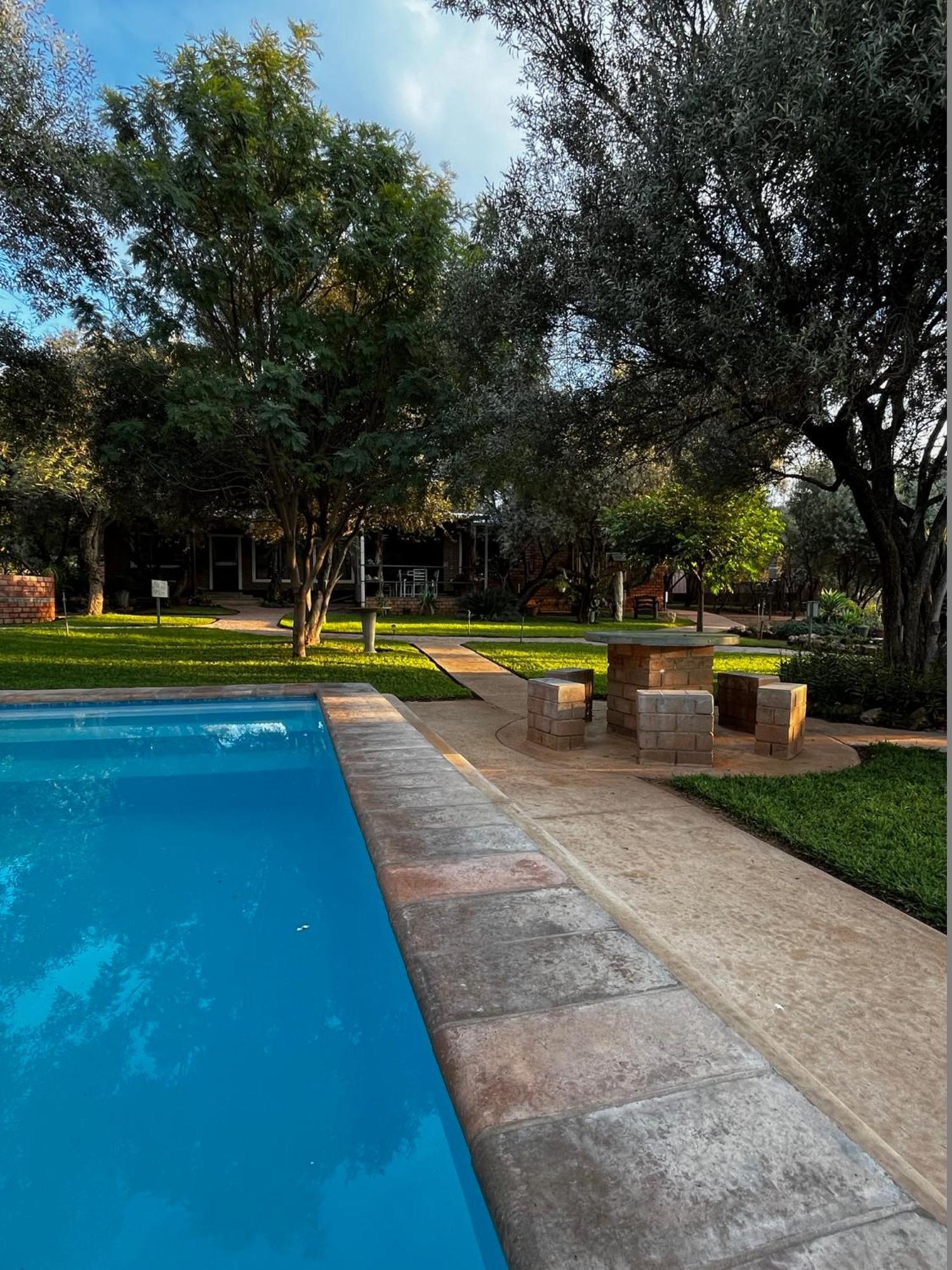 Olienhoff Guesthouse And Rest Camp Otavi Экстерьер фото
